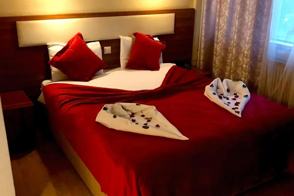 Wox Ew Hotel 이즈미르 3*,